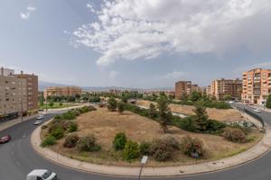 ESPECTACULAR VIVIENDA CON VISTAS DE TODO. ROTONDA EUROPA. photo 0