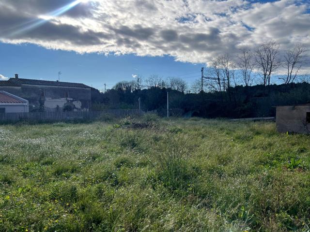 Parcela urbana de 488 m² en Sant Miquel de Fluvià 🌿🏡 photo 0