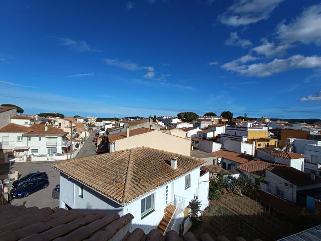 Casa Tipo Tríplex con Vistas a la Avenida Girona en L'Escala photo 0