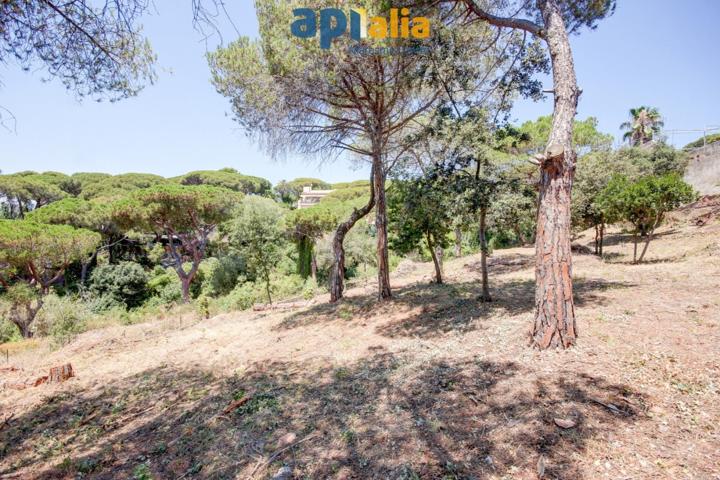 Terreno con vistas en camí sant crist vell 21 -Cabrils photo 0