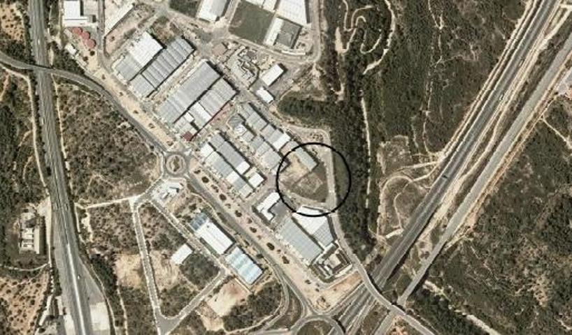 FANTÁSTICA PARCELA DE 1.179 M2 EN LES TAPIES HOSPITALET DE L´INFANT photo 0