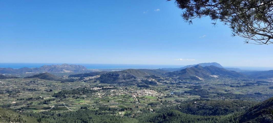 FINCA RÚSTICA DE 1000 HECTÁREAS A 21 KM DE BENIDORM photo 0