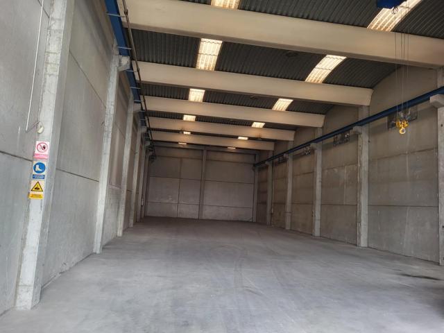 NAVE DIAFANA EN SANTA COLOMA DE QUERALT photo 0