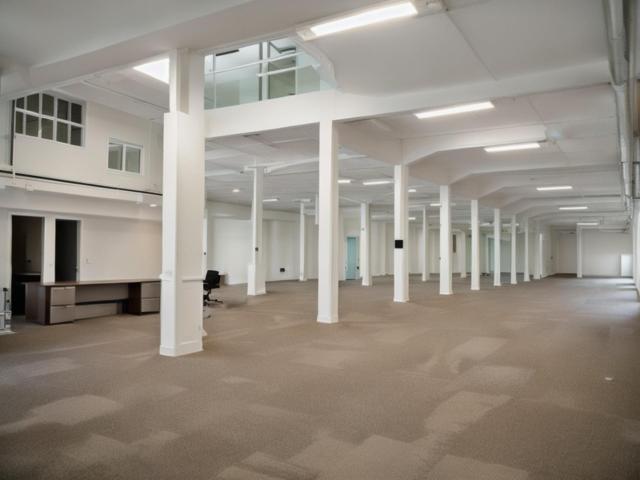 Fantástica nave industrial en Sant Boi de Llobregat photo 0