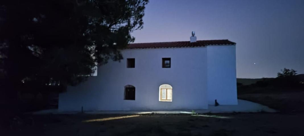 FINCA RÚSTICA CON MUCHAS POSIBILIDADES ZONA VENDRELL photo 0