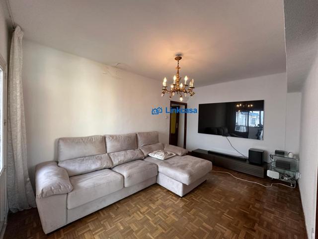 Piso en venta en calle del pinzón photo 0