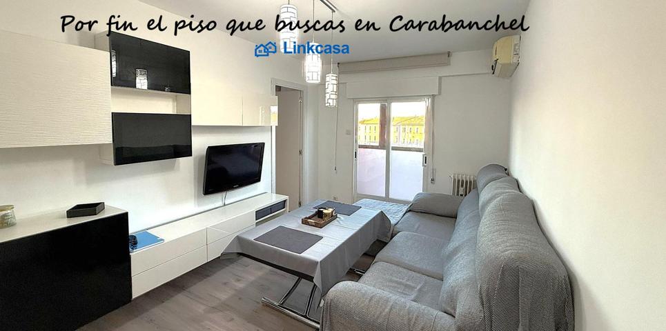 Piso reformado de dos dormitorios con terraza y ascensor photo 0