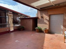 Edifici amb Local i Vivienda photo 0