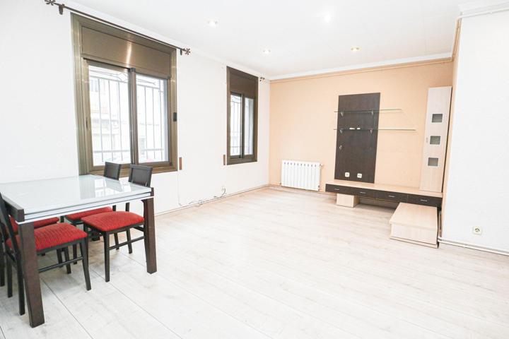 PLANTA BAIXA DE DOS HABITACIONS EN VENDA A CAN PALET photo 0
