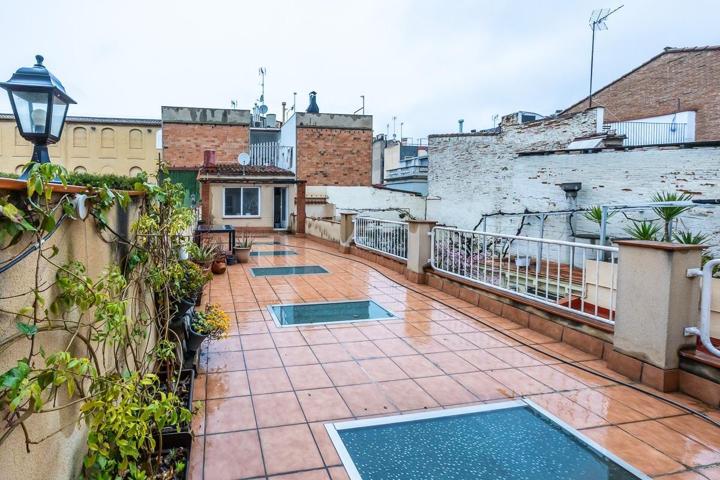 PIS AMB TERRASSA I GARATGE EN VENDA A SABADELL photo 0