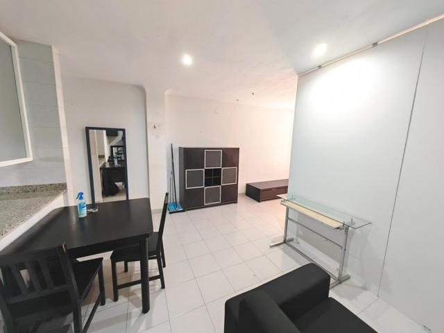 LOFT AMB TERRASSA EN VENDA A TERRASSA photo 0