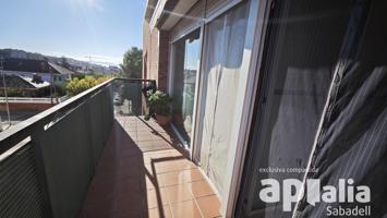 PIS AMB 2 PLACES D'APARCAMENT EN VENDA A SENTMENAT photo 0