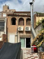 CASA PER A REFORMAR EN VENDA A TERRASSA photo 0