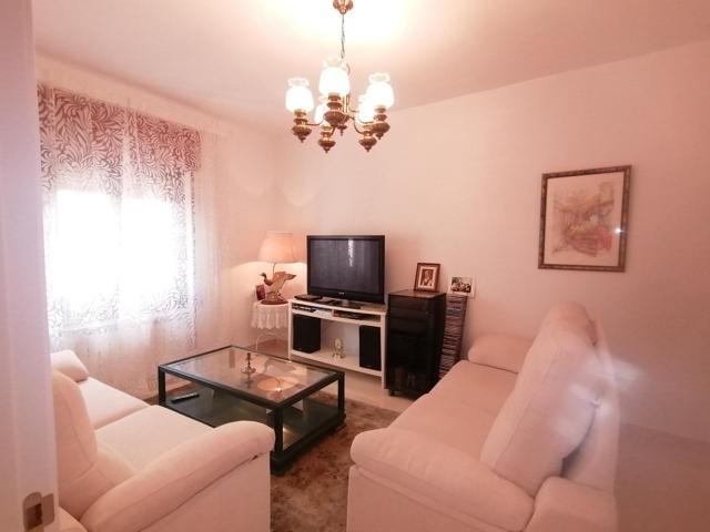 Fabulosa y REFORMADA Casa en venta en el pueblo de Villarrubia de Santiago. photo 0