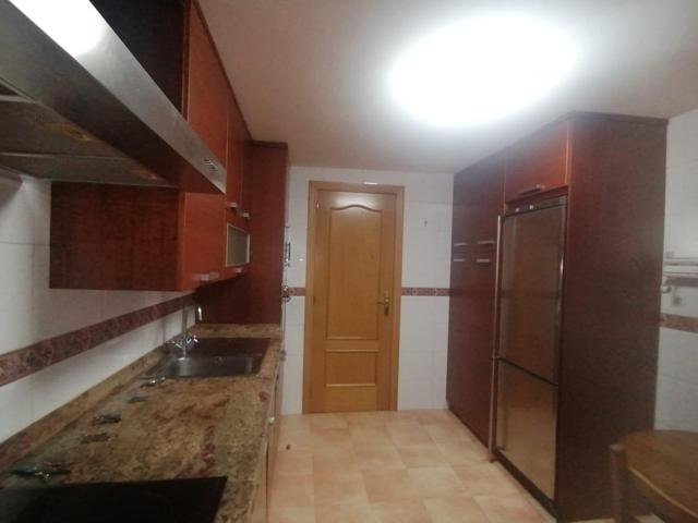 Vivienda de 3 dormitorios, con GARAJE Y TRASTERO !! photo 0