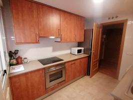 Vivienda de 2 dormitorios en alquiler !! photo 0