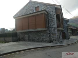Casa En venta en Centro De Ramales, Ramales De La Victoria photo 0