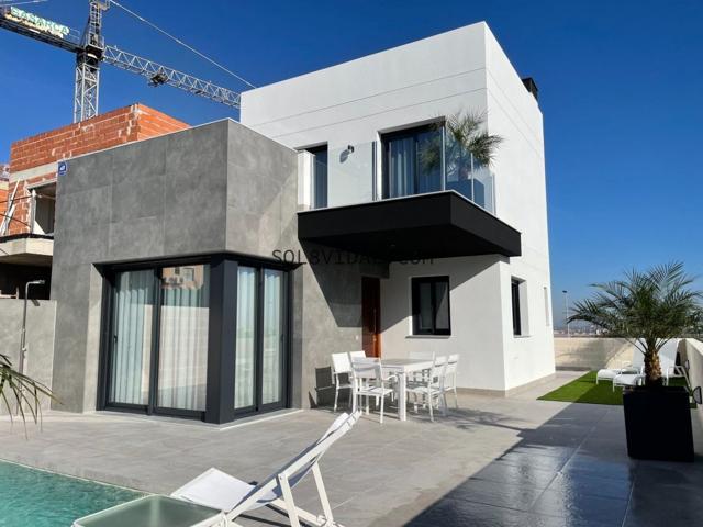 SOL8VIDAL SELLS VILLA IN TORREVIEJA photo 0