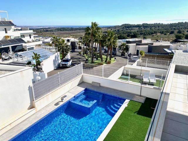 VILLA CON 8 DORMITORIOS, 8 BAÑOS Y PISCINA PRIVADA EN SAN MIGUEL DE SALINAS. Propiedad exclusiva en photo 0