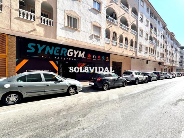 🏢 El local MÁS GRANDE del centro de Torrevieja photo 0