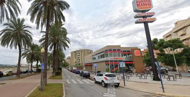 BAJO COMERCIAL JUNTO A BURGUER KING DE LA AVENIDA DE LA ESTACIÓN. DISPONE DE 70 METROS CUADRADOS Y S photo 0