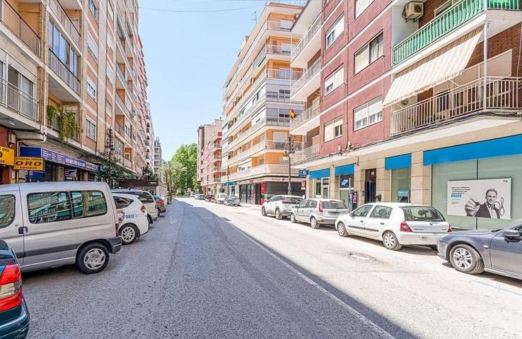 🏡 ¡Oportunidad para reformar en el corazón de Orihuela! 🌞 photo 0