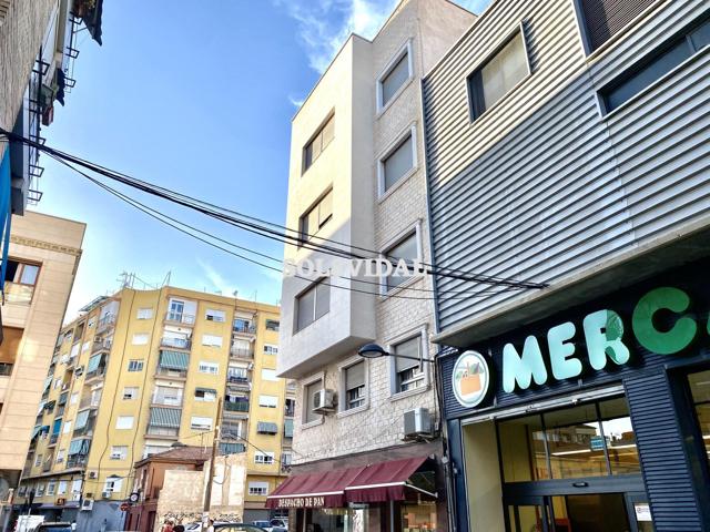SOLAR URBANO EDIFICABLE EN EL CENTRO DE ORIHUELA, JUNTO A MERCADONA. LA PARCELA SUMA 349 METROS CUAD photo 0