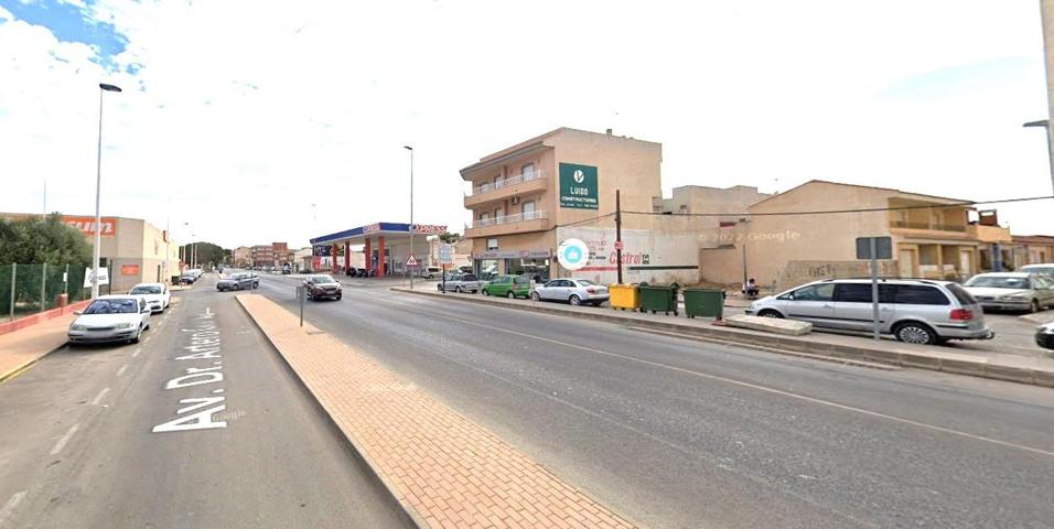 BUNGALOW EN SAN PEDRO DEL PINATAR, ZONA CONSUM VIVIENDA DE DOS PLANTAS CON GARAJE photo 0