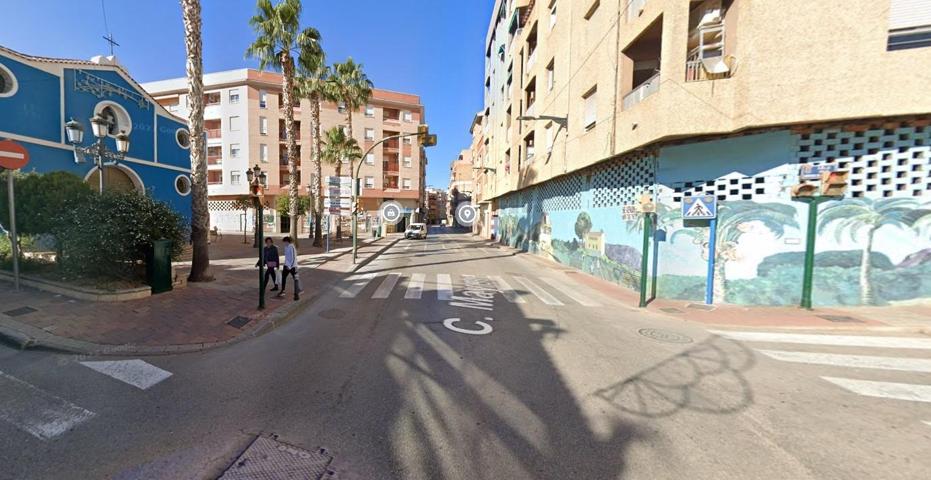 LOCAL COMERCIAL EN LA CALLE MAYOR, FRENTE A LA PLAZA SAN ROQUE. DISPONE DE 314 M2 photo 0