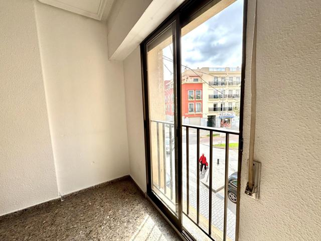 Precioso piso en esquina en Plaza Nueva – Orihuela Centro Se vende amplio y luminoso piso de 104 m² photo 0