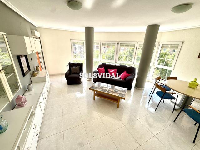 ¡SE ALQUILA SOLO A FUNCIONARIOS! piso de lujo en alquiler. photo 0