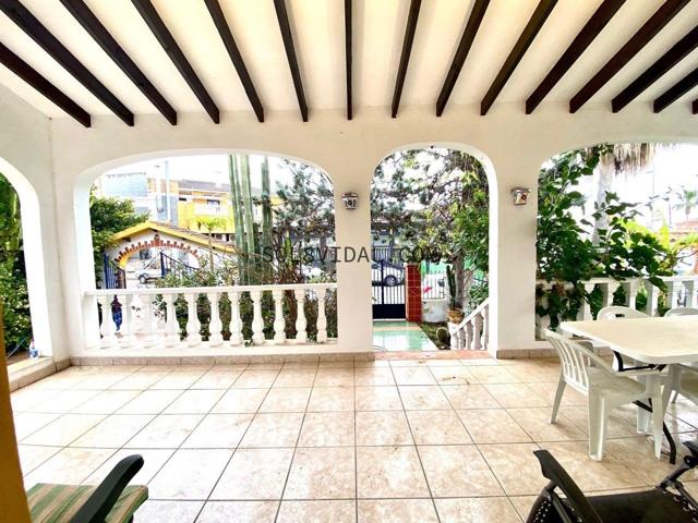 SOL8VIDAL. Chalet en Ciudad Quesada. Villa situada en la entrada de la urbanización photo 0