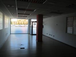 Local En venta en Lugo photo 0