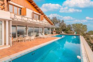 Chalet de diseño espectacular en Pineda Bages. photo 0