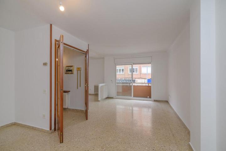 Piso en venta- Carretera de Vic photo 0