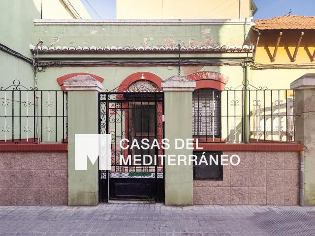 ENCANTADORA CASA DE PUEBLO CON PATIO Y TERRAZA EN TORREFIEL photo 0