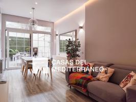 VIVIENDA URBANA DE TRES PLANTAS Y 3 DORMITORIOS JUNTO A RUZAFA photo 0