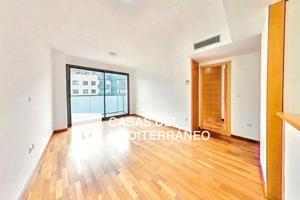 ACOGEDORA VIVIENDA DE 1 DORMITORIO EN EL BARRIO DE NOU BENICALAP SIN COMISIÓN DE INMOBILIARIA photo 0