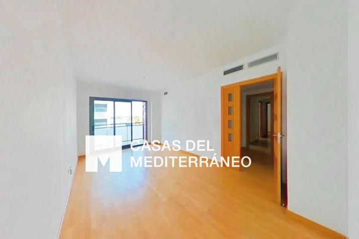 ACOGEDORA VIVIENDA DE 3 DORMITORIOS EN ZONA CON PISCINA COMUNITARIA EN PATERNA photo 0