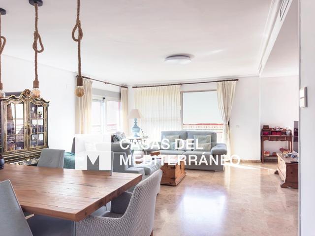 IMPRESIONANTE VIVIENDA DÚPLEX DE 5 DORMITORIOS CON TERRAZA PRIVATIVA DE 60 M² EN NOU CAMPANAR photo 0