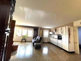 Piso en venta en Terrassa de 112 m2 photo 0
