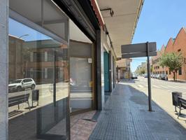 LOCAL COMERCIAL EN ZONA ESCUELAS photo 0
