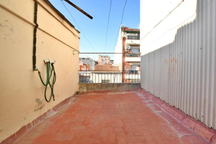 AMPLIA CASA EN LA MAURINA CON GARAJE Y TERRAZA photo 0