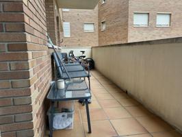 PIS AMPLI AMB TERRASSA I PÀRQUING A LA GRÍPIA photo 0