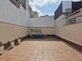 PLANTA BAJA SEMINUEVA 3 HAB TOCANDO FRANCESC MACIA CON PATIO DE 60 m2 photo 0