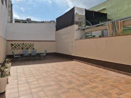 MAGNIFICA PLANTA BAJA SEMINUEVA 3 HAB CON PATIO 60 m2 EN FRANCESC MACIA photo 0