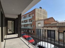 PIS 110 m2 OBRA NOVA DE 3 HAB  A PERE PARRES photo 0