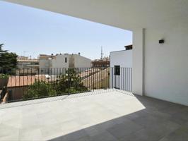 DUPLEX INVERTIT OBRA NOVA 160 m2 DE 4 HAB DOBLES AMB 4 TERRASSES A PERE PARRES photo 0