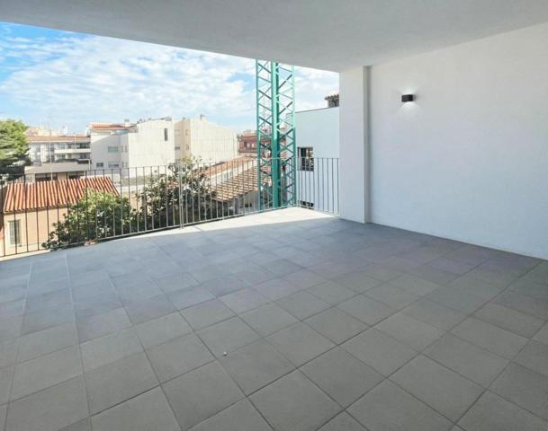DUPLEX OBRA NOVA 160 m2  4 HAB DOBLES A PERE PARRES photo 0