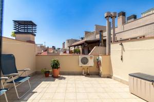 ÁTICO DÚPLEX CON TERRAZA EN CARRER VIVERET JUNTO AL PARC DE VALLPARADIS photo 0